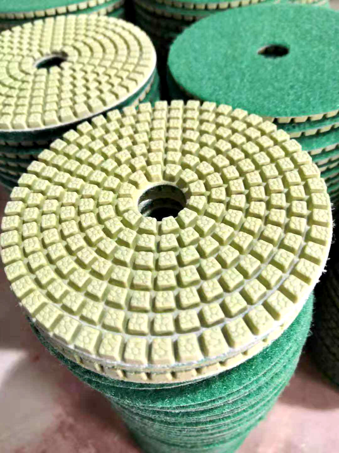 القالب النملة الصغيرة 4 بوصة منصات التلميع الرطبة للرخام terrazzo الحجر الجرانيت أقل الغبار حدة عالية