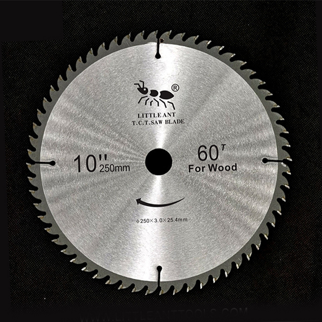 10 بوصة 60 أسنان TCT قطع الخشب شفرة المنشار